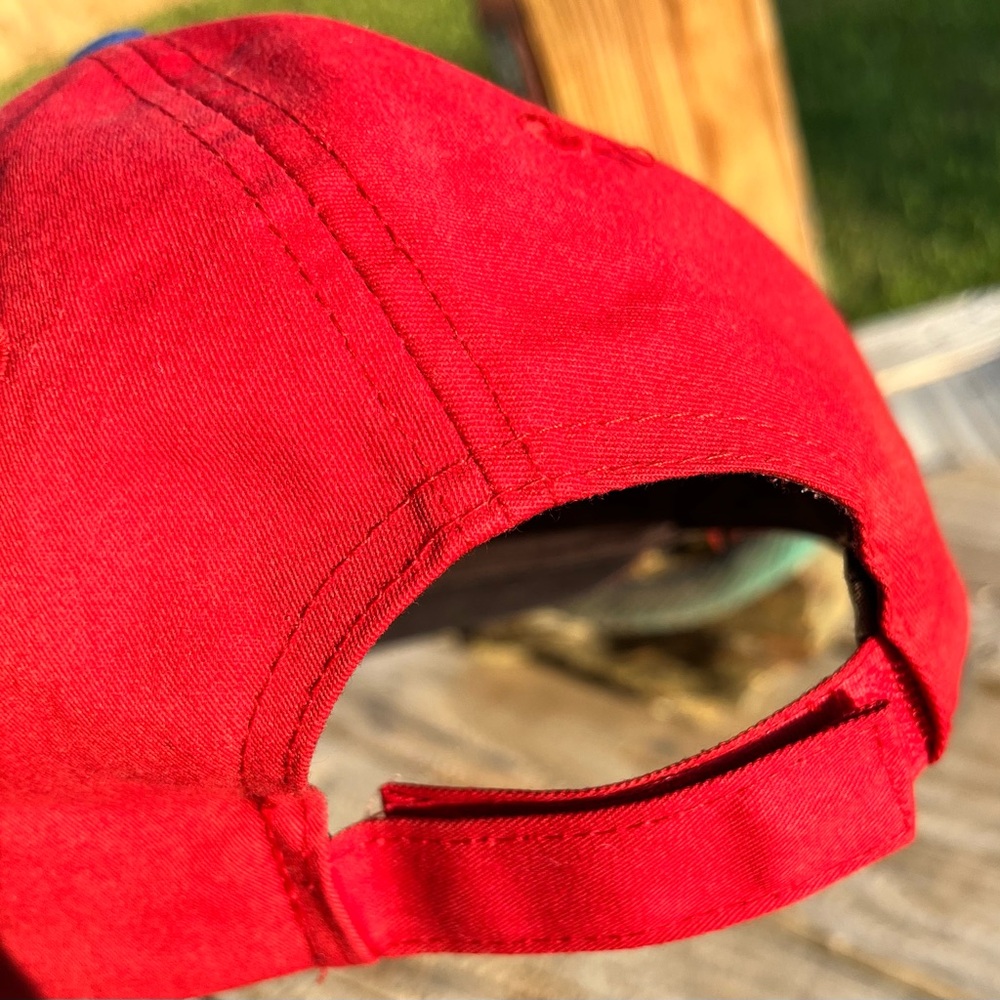 MLB Philadelphia Phillies Red And White Baseball Cap. - Picture 5 of 6